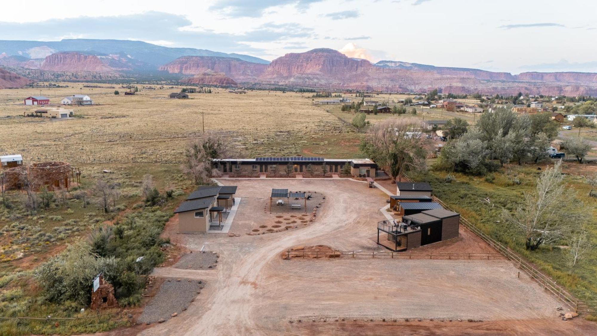 Апартаменты Casitas At Capitol Reef Торри Экстерьер фото